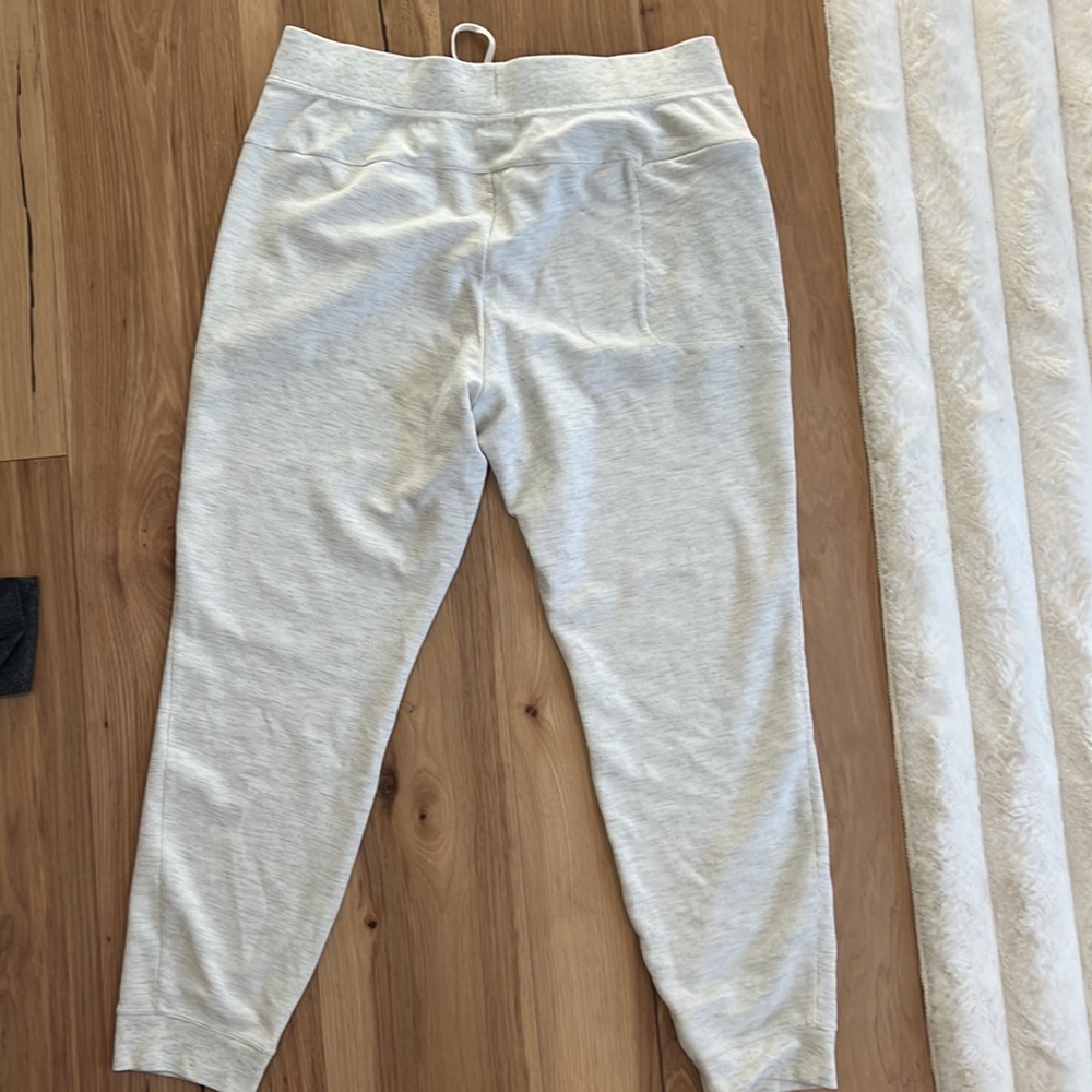 Men’s Sweatpants - Picture 4 of 5